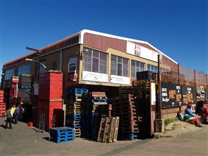 550 m² Commercial space in Marlboro