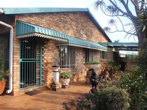 3 Bed House in Roseville