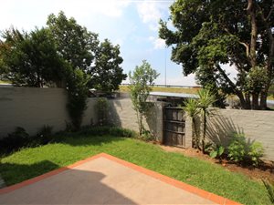 2 Bed Apartment in Petervale