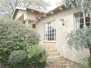 4 Bed House in Hurlyvale
