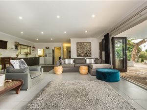 4 Bed House in Morningside