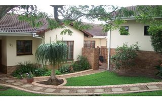 3 Bedroom Simplex in Farningham Ridge