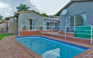 4 Bedroom House in Salt Rock