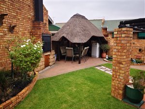 3 Bed Cluster in Brackendowns
