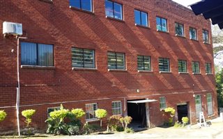 1889 m² Commercial space in Verulam