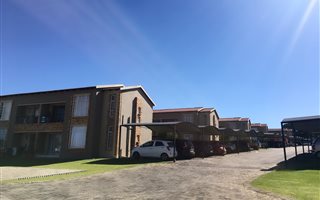 2 Bedroom Apartment in Honeydew