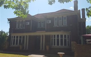 700 m² Commercial space in Witbank