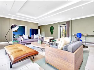 2 Bed Apartment in Rosebank