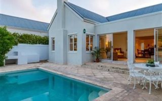 3 Bedroom House in Steenberg