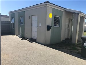 2 Bed House in Blue Downs