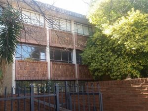 365 m² Commercial space in Meyerspark