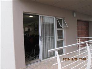 2 Bed Apartment in Vanderbijlpark SE4