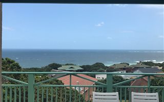 3 Bedroom Apartment in Brenton on Sea