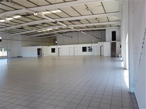 1648 m² Commercial space in Parklands