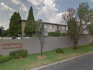 1 Bed Apartment in Radiokop