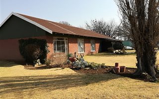 4.3 ha Farm in Bloemspruit