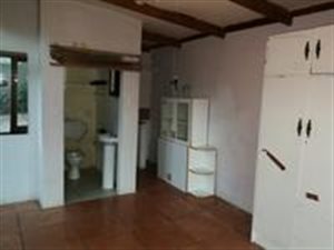 1 Bedroom Garden Cottage in Kensington