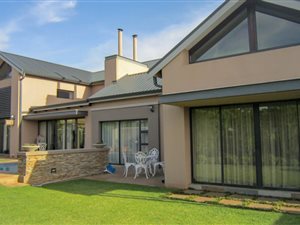 4 Bed House in Midstream Ridge Estate