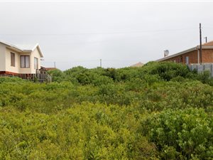 345 m² Land available in Kleinkrantz