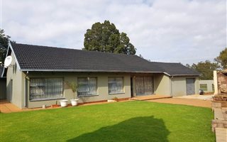 3 Bedroom House in Olifantsfontein