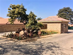 3 Bedroom Apartment in Honeydew