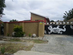 4 Bed House in Saxilby