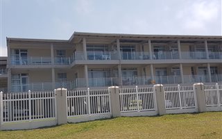 2 Bedroom Apartment in Uvongo