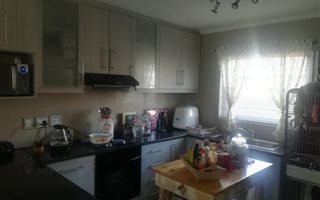 2 Bedroom Townhouse in Goodwood