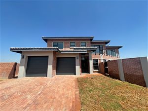 3 Bed House in Six Fountains Estate