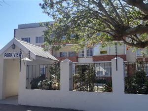 2 Bed Flat in St Georges Park