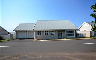 3 Bedroom House in Caledon Estates