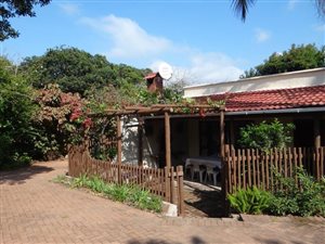 5 Bedroom House in Bazley Beach