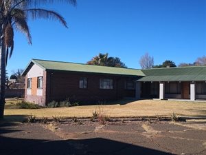 5 Bed House in Arbor Park