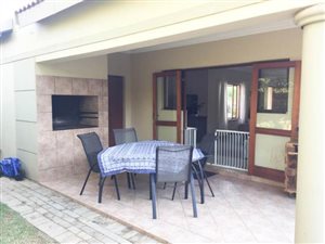 3 Bed Cluster in Silver Lakes Golf Estate