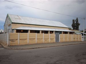 6 Bed House in Oudtshoorn Central