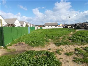 204 m² Land available in New Macassar Village