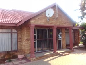 3 Bed House in Bonanne