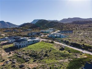 718 m² Land available in Noordhoek