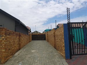 3 Bed House in Cosmo City