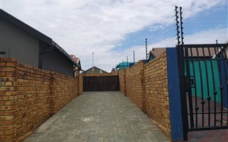 3 Bedroom House in Cosmo City