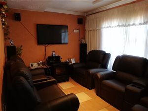 2 Bed House in Orange Farm