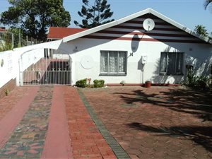 4 Bed House in Havenside