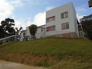 1500 m² Commercial space in Wentworth