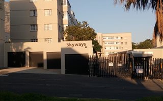 2 Bedroom Apartment in Zonnebloem