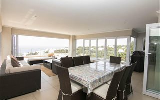 4 Bedroom Apartment in Simbithi Estate