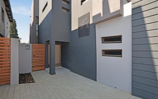 3 Bedroom Cluster in Bryanston East