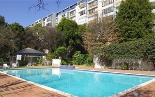 3 Bedroom Apartment in Benmore Gardens