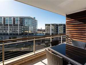 1 Bed Apartment in Foreshore