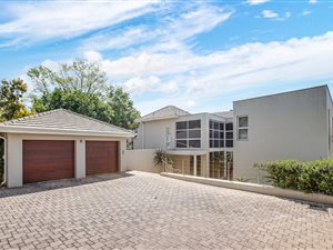 4 Bed House in Hurlingham