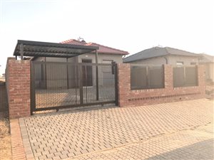 2 Bed House in Fourways